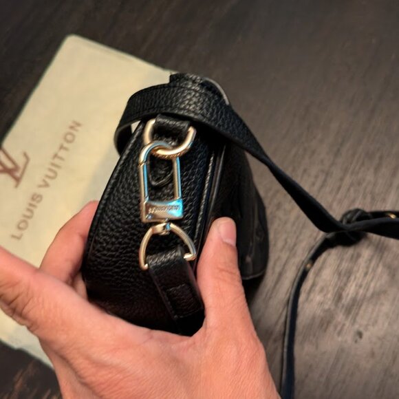 LOUIS VUITTON Ivy Monogram Imprint Leather Shoulder/Crossbody Purse - Picture 6 of 12